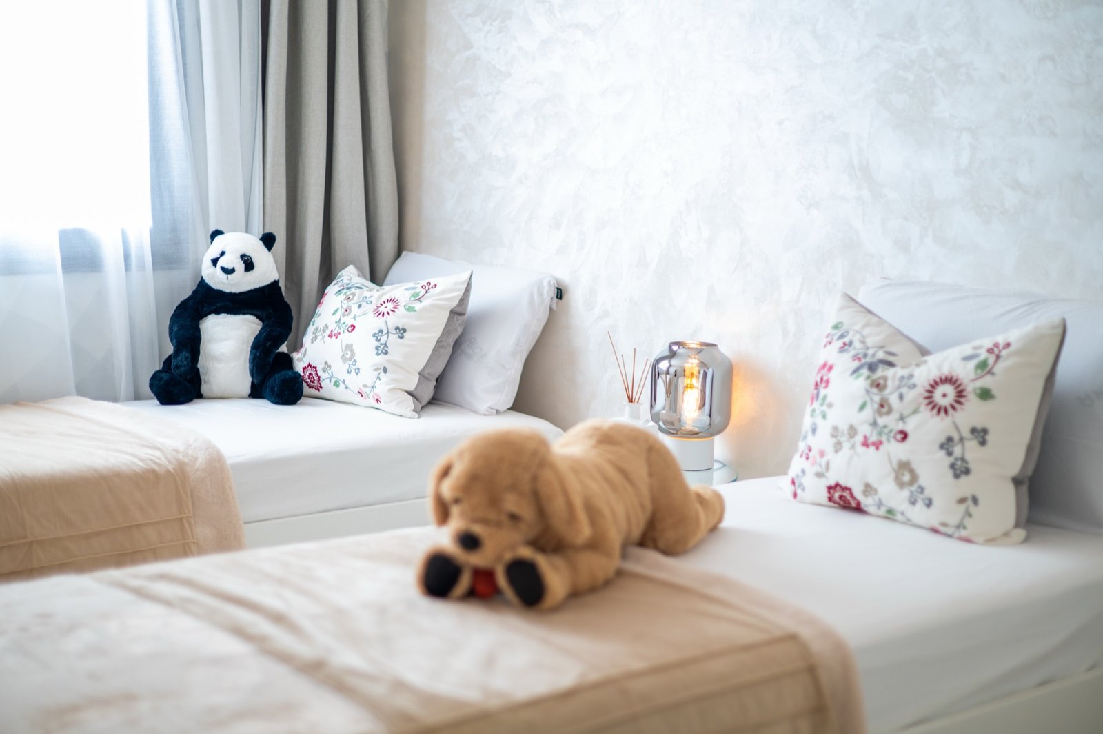 Chambre enfants avec peluches